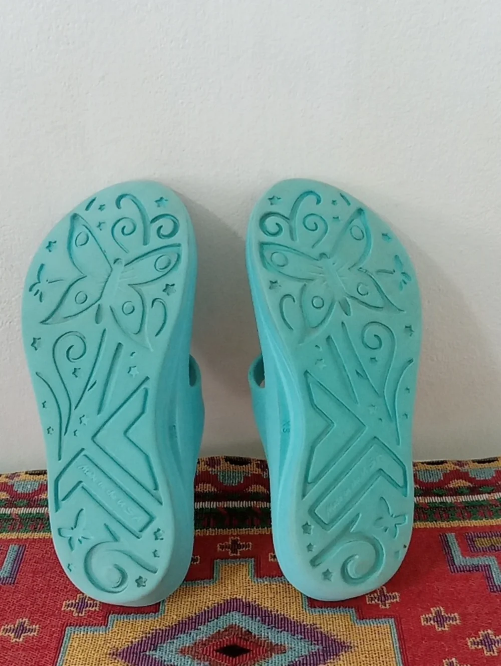 Telic Turquoise Women's Slip-On Sandals XS Size 7